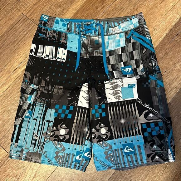 QuickSilver bermuda for mens - Picture 1 of 5